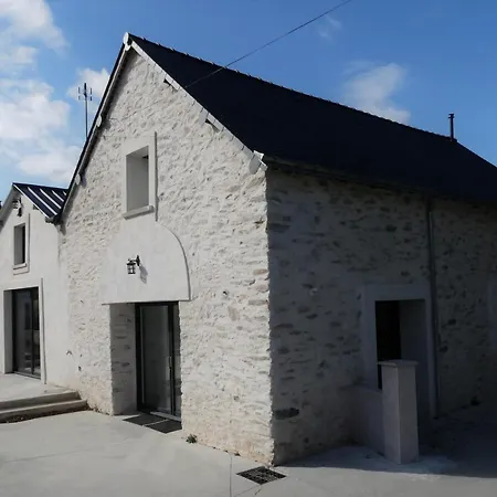 Jolie Longere Pres Canal Nantes-brest ' Petanque 別荘 Guenrouet