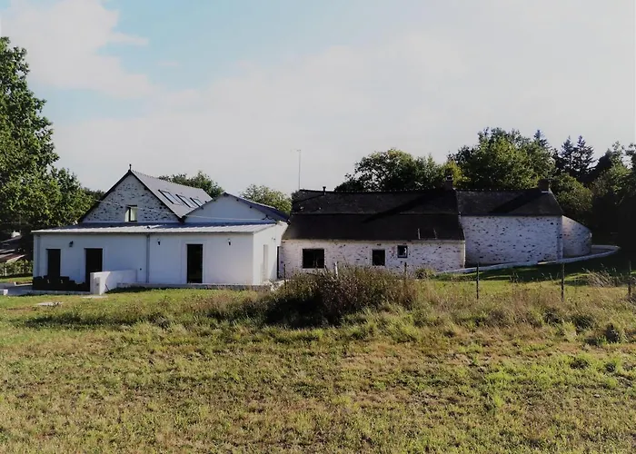 Jolie Longère Près Canal Nantes-brest ' Pétanque Hébergement de vacances Guenrouet