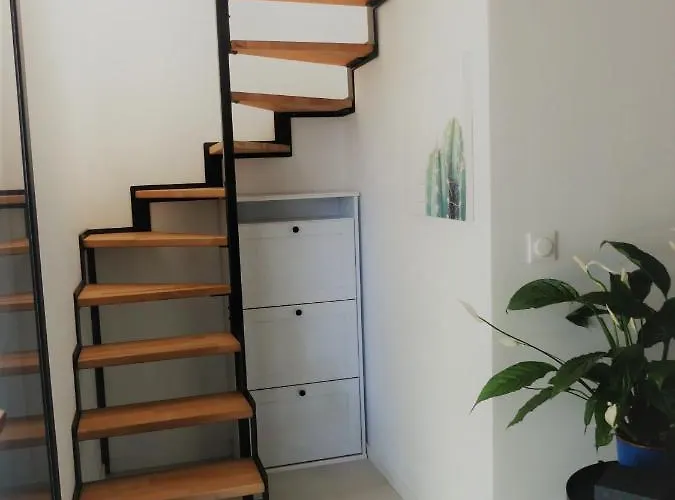 Jolie Longère Près Canal Nantes-brest ' Pétanque Guenrouet