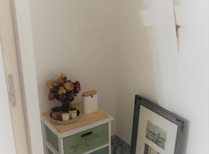 Jolie Longère Près Canal Nantes-brest ' Pétanque Guenrouet