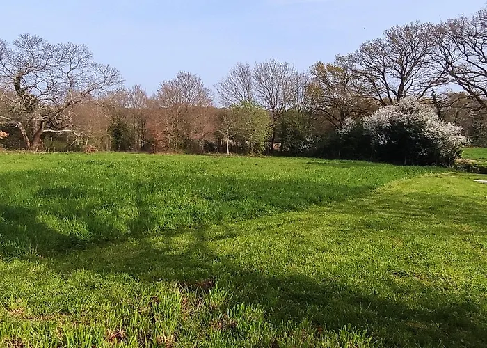 Jolie Longère Près Canal Nantes-brest ' Pétanque * Guenrouet