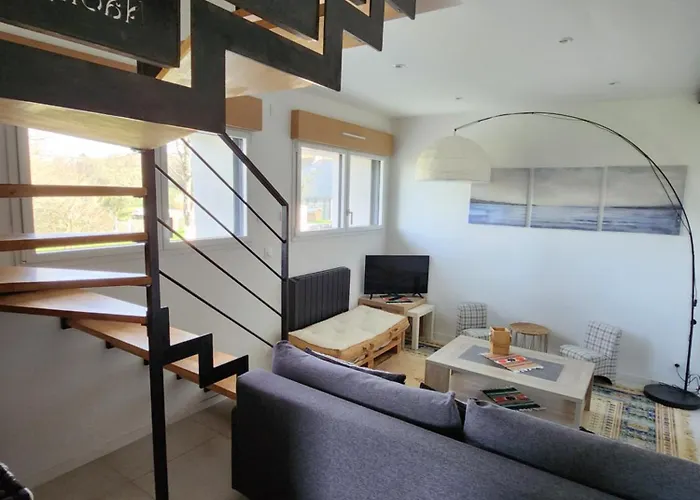 Jolie Longère Près Canal Nantes-brest ' Pétanque Hébergement de vacances