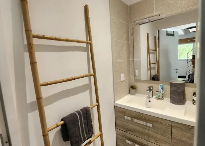 Hébergement de vacances Jolie Longère Près Canal Nantes-brest ' Pétanque Guenrouet