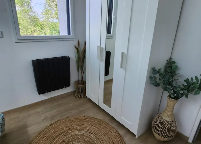 Jolie Longère Près Canal Nantes-brest ' Pétanque Hébergement de vacances *